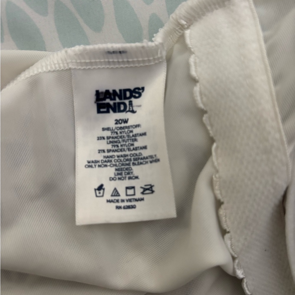 Lands' End Black and White Floral Wrap Style Tankini Top - Picture 11 of 14